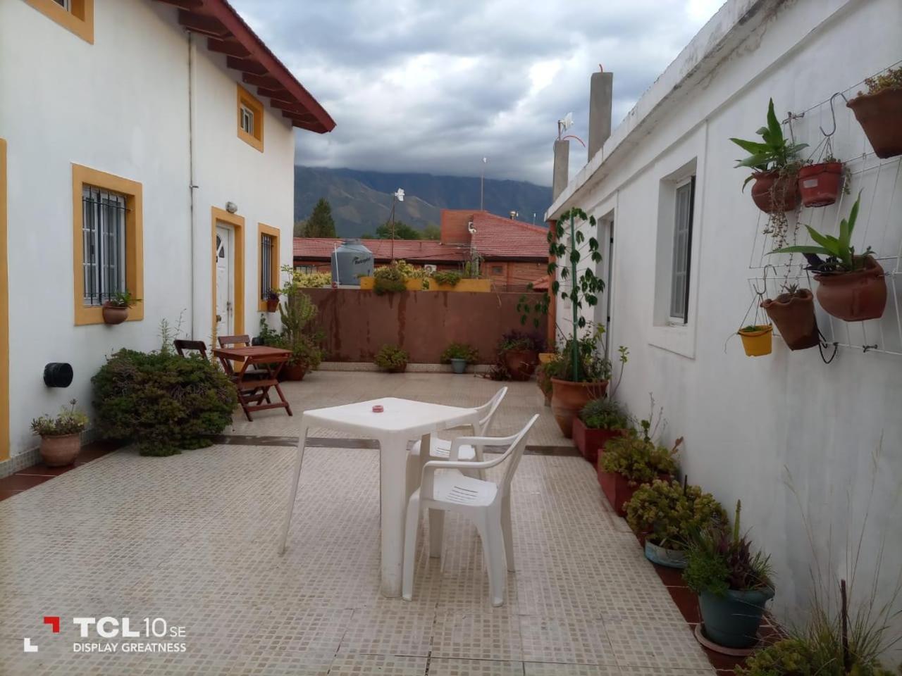 Departamentos Los Almendros Мерло Экстерьер фото