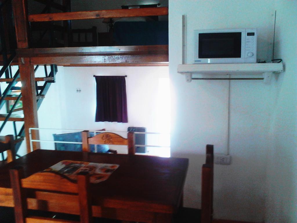 Departamentos Los Almendros Мерло Номер фото